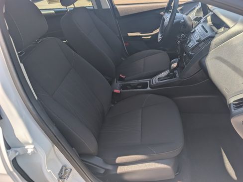 Used 2015 Ford Focus S FWD image 8
