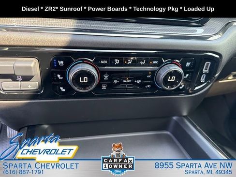 Used 2025 Chevrolet Silverado 2500 ZR2 w/ Technology Package AWD/4WD image 32