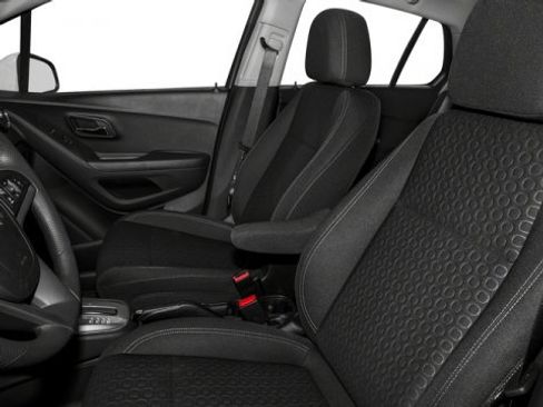 Used 2016 Chevrolet Trax LS image 12