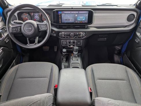 Used 2025 Jeep Gladiator Sport AWD/4WD image 30