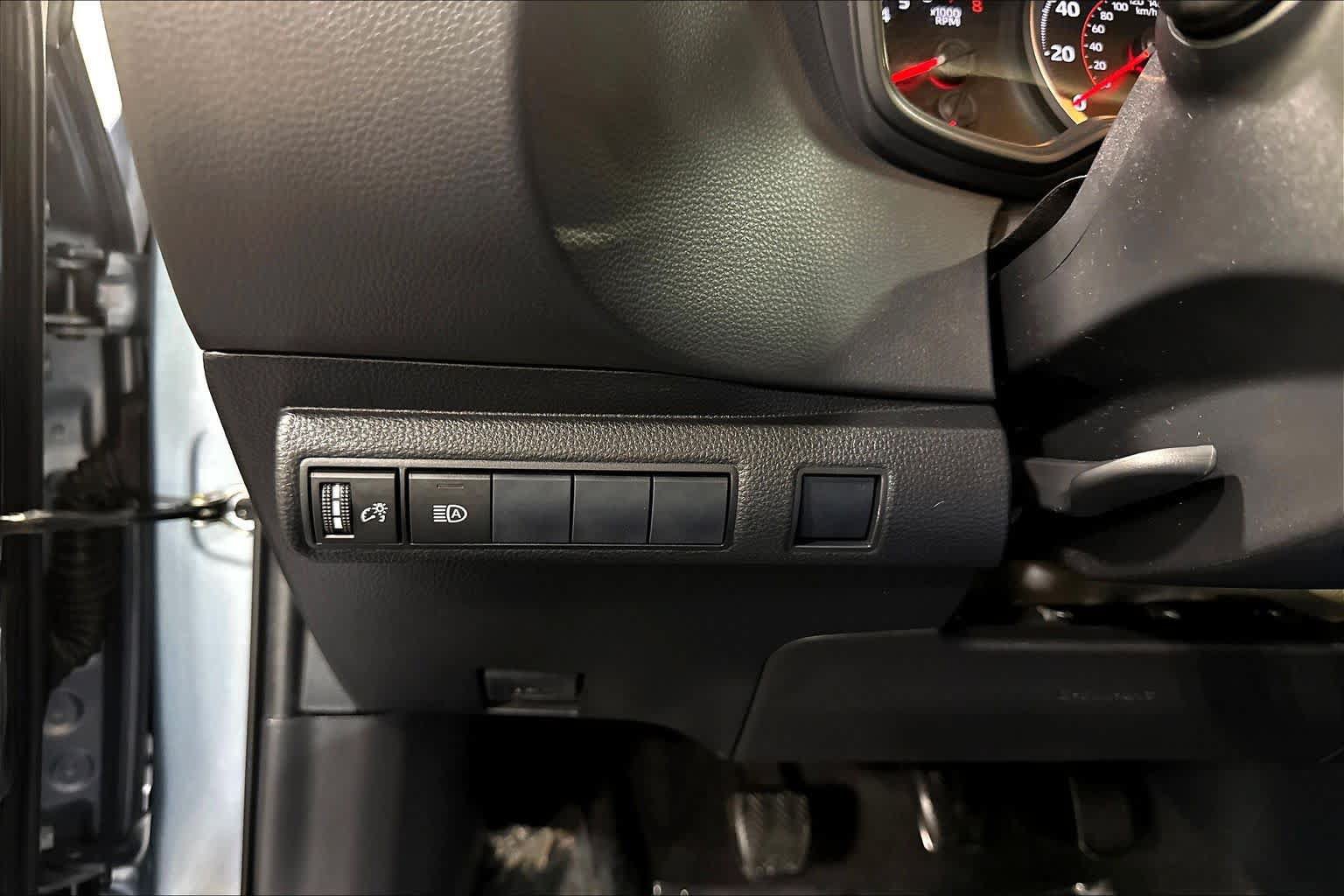 Used 2020 Toyota Corolla SE FWD image 35