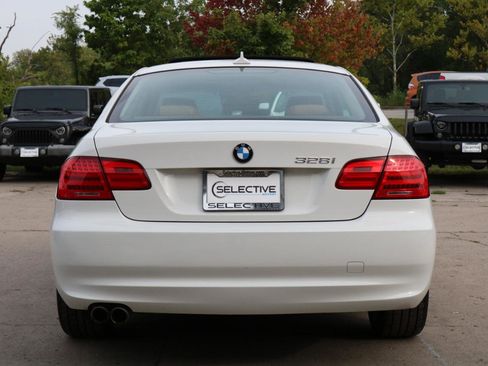 Used 2012 BMW 328i xDrive Coupe AWD/4WD image 7