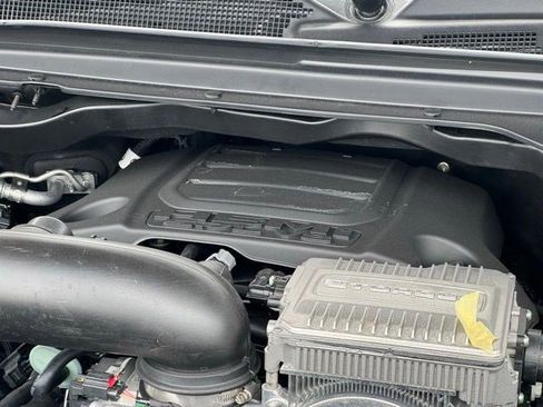 New 2026 RAM 1500 Laramie AWD/4WD image 43