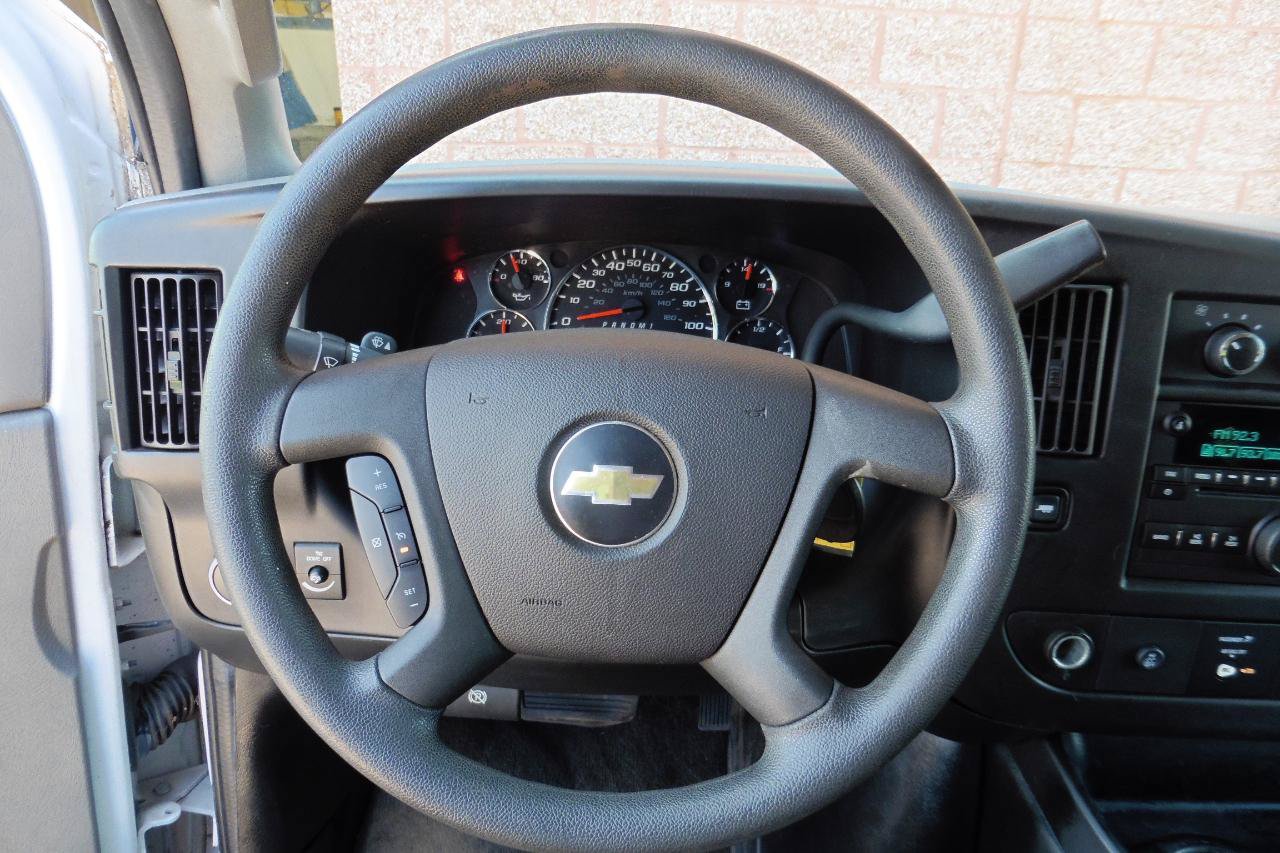 Used 2017 Chevrolet Express 2500 LT w/ LT Preferred Equipment Group RWD image 22
