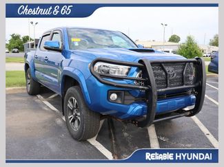 Used 2017 Toyota Tacoma TRD Sport AWD/4WD video 1