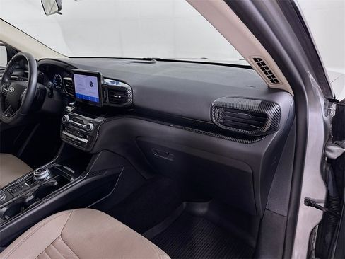 Used 2020 Ford Explorer XLT w/ Class III Trailer Tow Package image 34