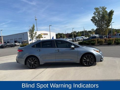 Used 2024 Toyota Corolla SE w/ SE Premium Package FWD image 11