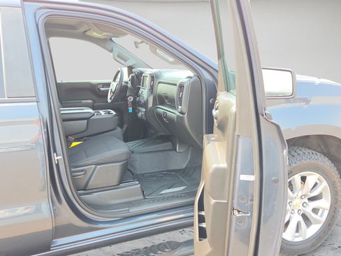 Used 2021 Chevrolet Silverado 1500 Custom w/ LPO, Dark Essentials Package AWD/4WD image 69