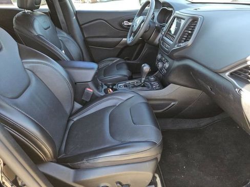 Used 2022 Jeep Cherokee Latitude Lux image 32