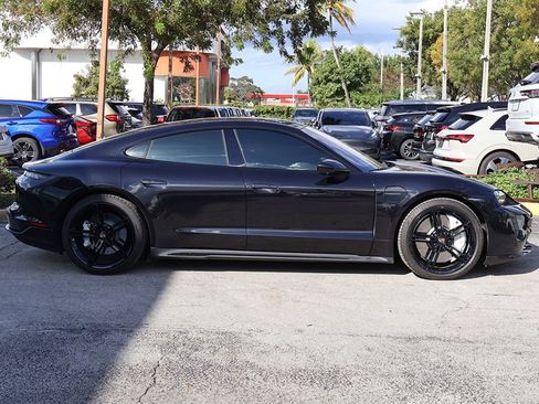 Used 2020 Porsche Taycan Turbo image 21