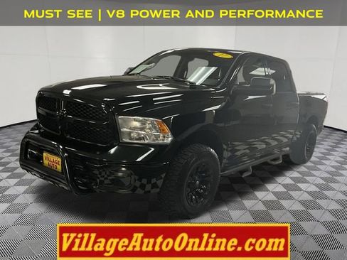 Used 2017 RAM 1500 4x4 Crew Cab image 1