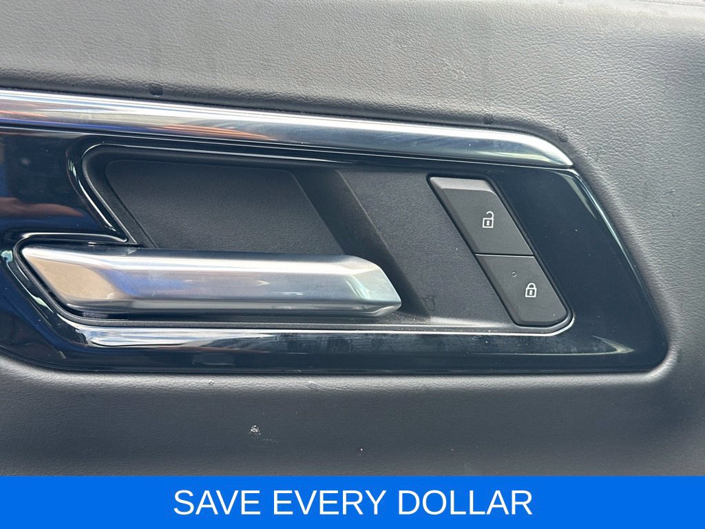 Used 2025 Chevrolet Tahoe LS w/ LPO, Dark Essentials Package RWD image 9