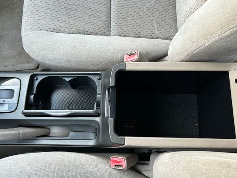 Used 2003 Toyota Camry image 26