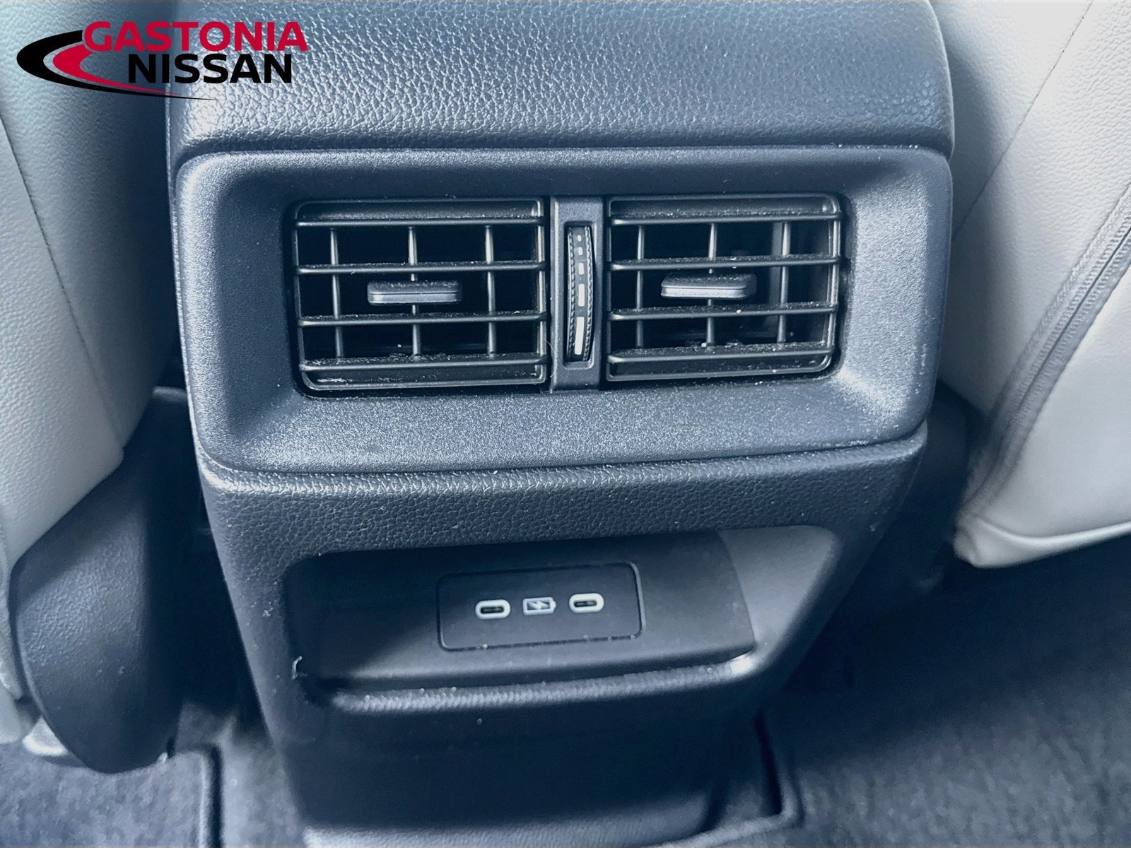 Used 2024 Honda CR-V EX-L image 32
