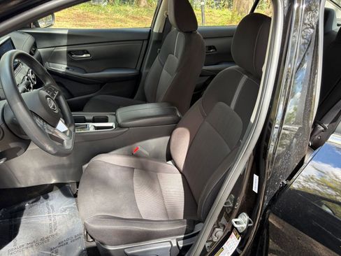 Used 2025 Nissan Sentra SV image 23