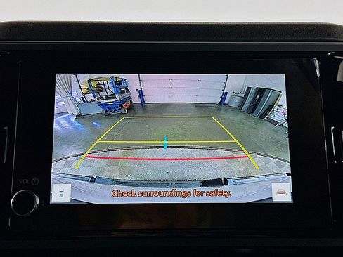 New 2026 Toyota Tundra SR image 12