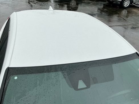 Used 2018 Honda Accord Sport image 12