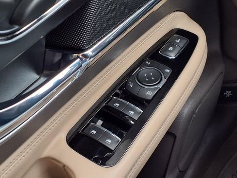 Certified 2022 Lincoln Corsair Reserve w/ Luxury Package FWD image 18