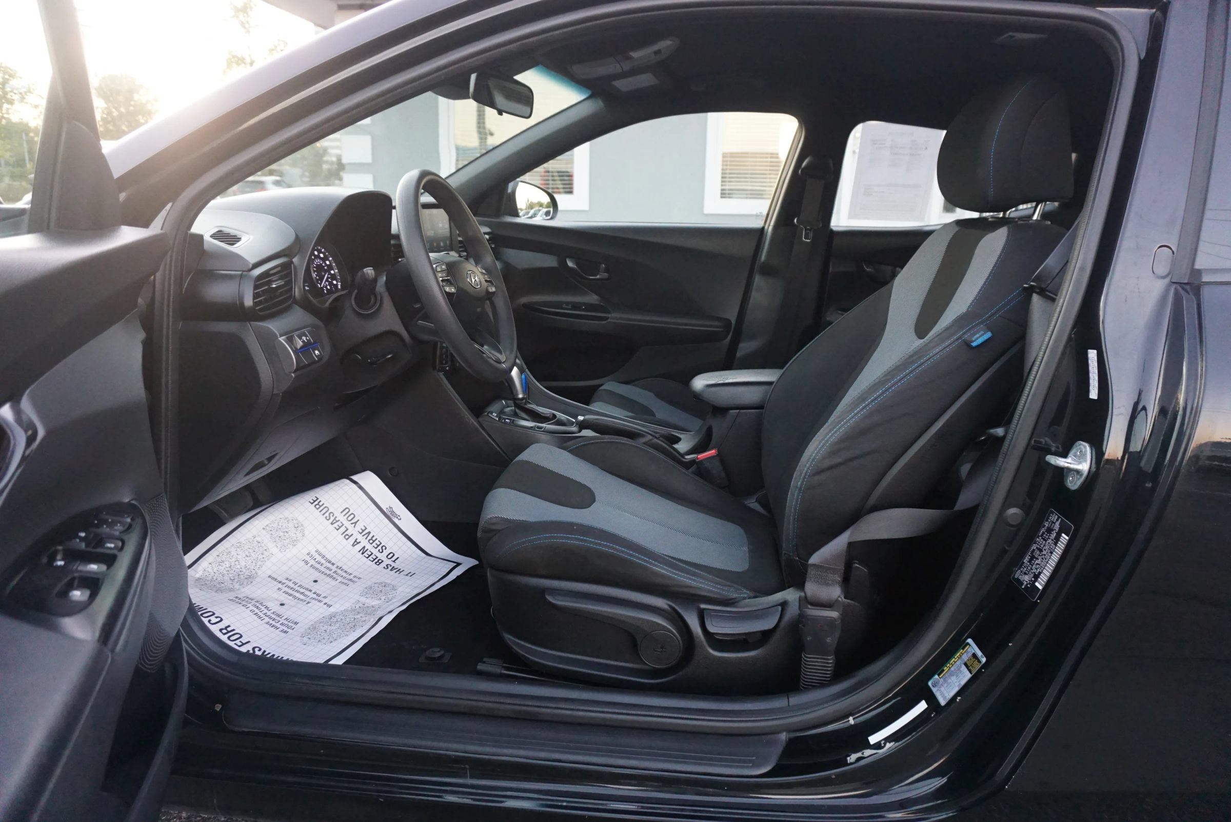 Used 2019 Hyundai Veloster 2.0 FWD image 15