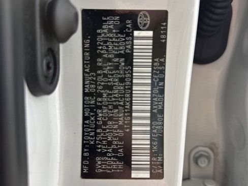 Used 2024 Toyota Camry SE image 30