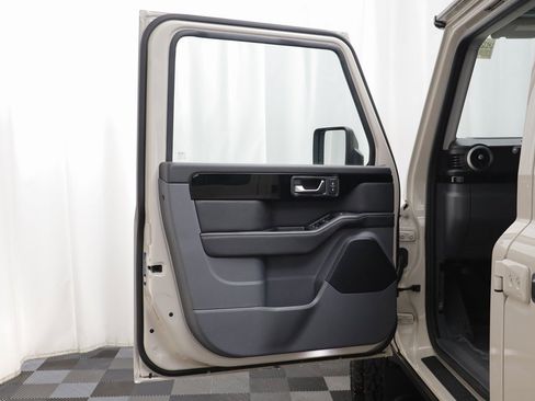 Used 2024 INEOS Grenadier Fieldmaster Edition image 4