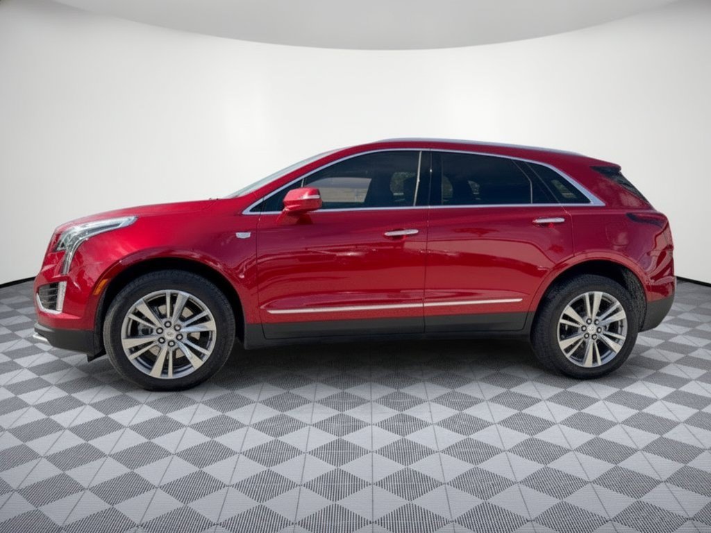 Used 2024 Cadillac XT5 Premium Luxury FWD image 2