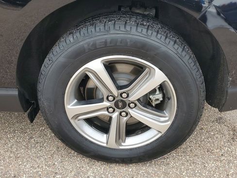 Used 2023 Ford Edge SEL w/ Convenience Package image 5