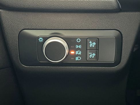 Used 2020 Ford Escape SE image 35