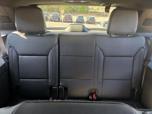 Used 2021 Chevrolet Tahoe Z71 image 27