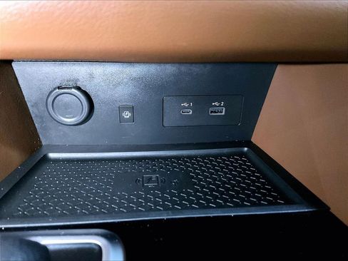 Used 2025 Nissan Pathfinder Platinum AWD/4WD image 28