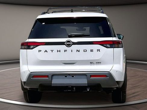 New 2026 Nissan Pathfinder SL w/ SL Premium Package AWD/4WD image 4