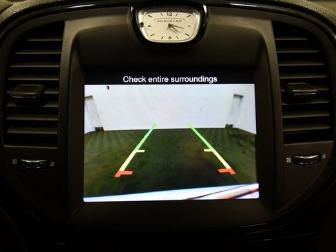 Used 2014 Chrysler 300 S image 24