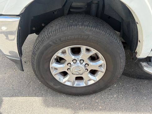 Used 2019 RAM 3500 Laramie AWD/4WD image 6