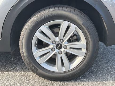 Used 2017 Kia Sportage LX FWD image 19