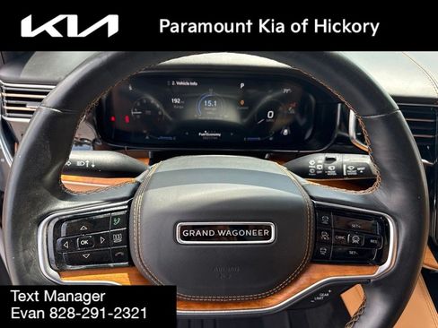 Used 2022 Jeep Grand Wagoneer Series III AWD/4WD image 39