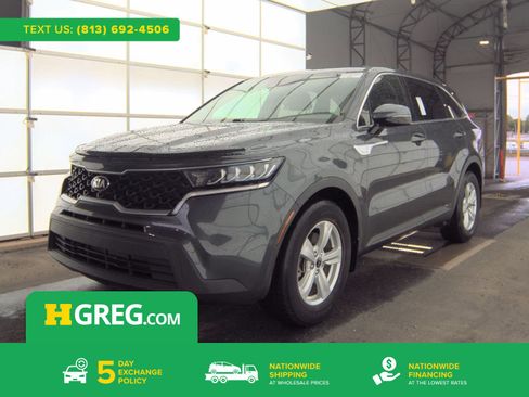 Used 2021 Kia Sorento LX FWD image 1