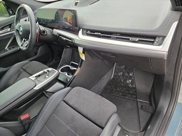 Used 2025 BMW X1 M35i w/ Shadowloine Package AWD/4WD image 22