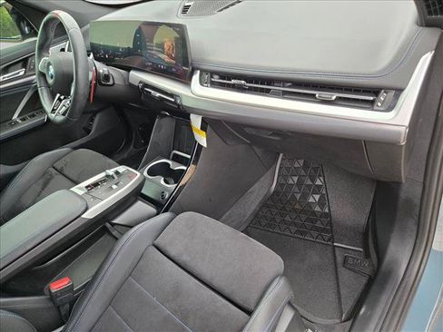 Used 2025 BMW X1 M35i w/ Shadowloine Package AWD/4WD image 22