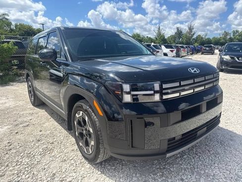 Used 2026 Hyundai Santa Fe SE FWD image 3