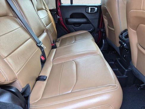 Used 2021 Jeep Wrangler Unlimited Sahara w/ Cold Weather Group AWD/4WD image 23