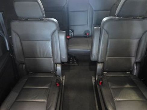 Used 2021 Chevrolet Tahoe LT w/ LT Signature Package image 34