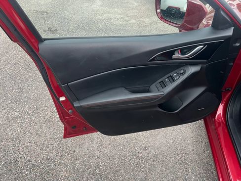 Used 2016 MAZDA MAZDA3 s Touring FWD image 8