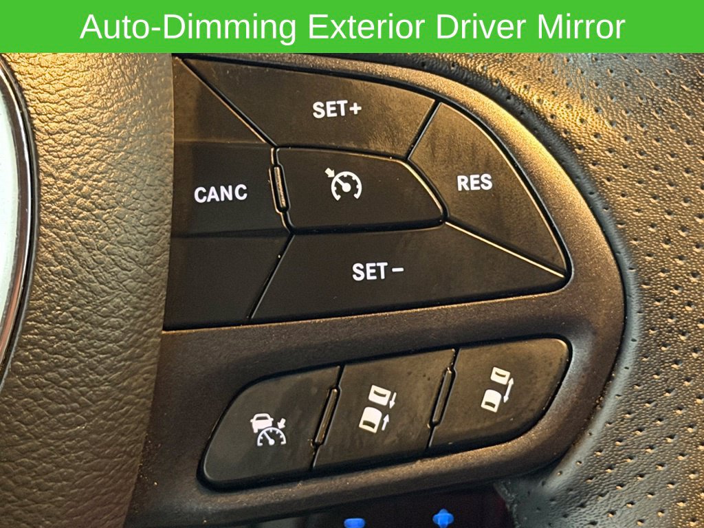 Used 2025 Dodge Durango GT AWD/4WD image 40