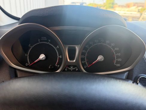 Used 2013 Ford Fiesta Titanium FWD image 15
