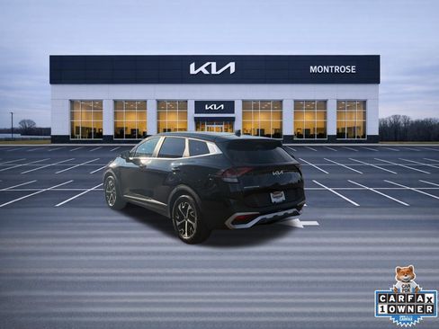 Used 2024 Kia Sportage EX FWD image 7