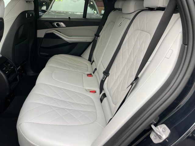Certified 2024 BMW X5 xDrive50e w/ Executive Package AWD/4WD image 7
