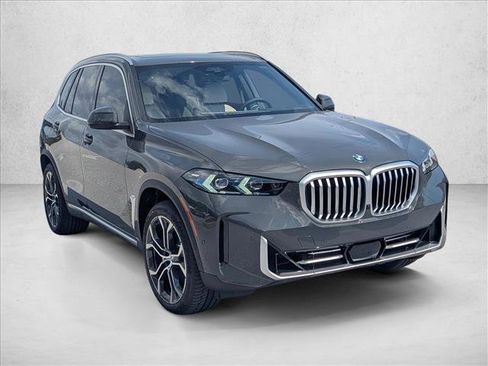 New 2026 BMW X5 sDrive40i image 6