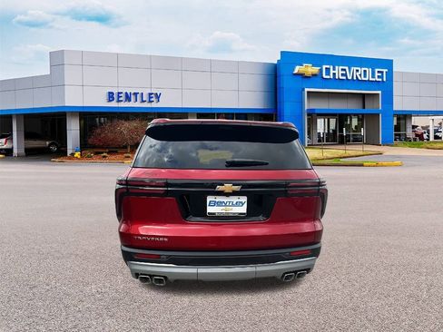 New 2026 Chevrolet Traverse LT w/ Sun and Wheel Package image 4