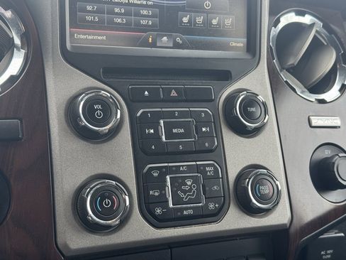 Used 2016 Ford F350 Lariat w/ Lariat Ultimate Package image 20