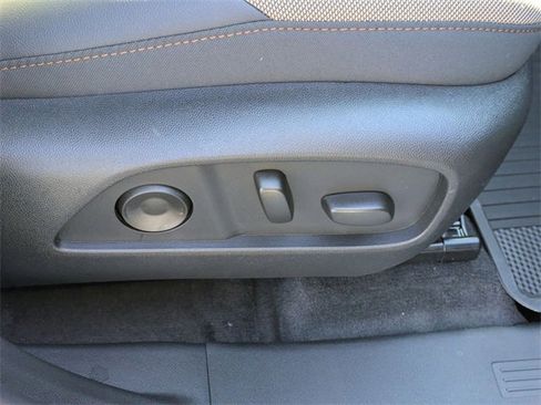 New 2026 Chevrolet Equinox ACTIV w/ Convenience Package III image 38